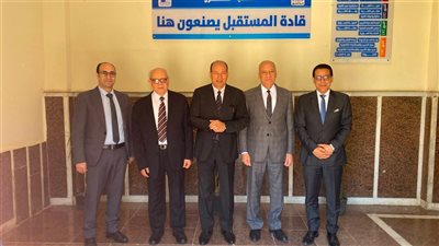 رئيس جامعة المنصورة يترأس لجنة استيفاء المعايير الأكاديمية بحقوق كفر الشيخ ودمياط