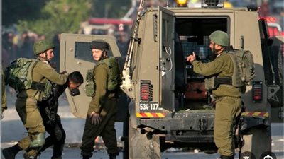 الاحتلال يعتقل فلسطينيا شرق طوباس 