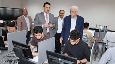 رئيس جامعة المنوفية يشيد ببرامج كلية الذكاء الاصطناعي وريادتها في إعداد كوادر المستقبل