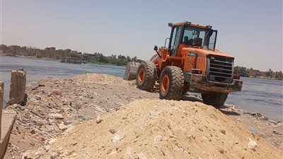 محافظ أسيوط: تطوير المرسى الشرقي للعبارة النهرية بمحريس في صدفا لتسهيل حركة المواطنين