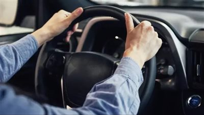  ركوب البنت مع زميلها في السيارة وحدهما.. خلوة أم موقف عادي؟