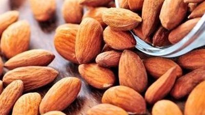 اللوز.. غذاء ذهبي يعزز الصحة ويحمي الجسم من الأمراض