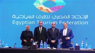 وزيرا السياحة والعمل يطلقان مبادرة تعاون مع
