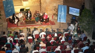 زاهي حواس يطالب بعودة حجر رشيد بوصفه رمزا للهوية المصرية