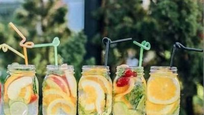 أفضل المشروبات الصيفية الطبيعية المنعشة.. ترطيب وانتعاش وفوائد صحية