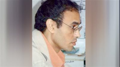 عماد أبوصالح.. شاعر التفاصيل اليومية وأسئلة الوجود