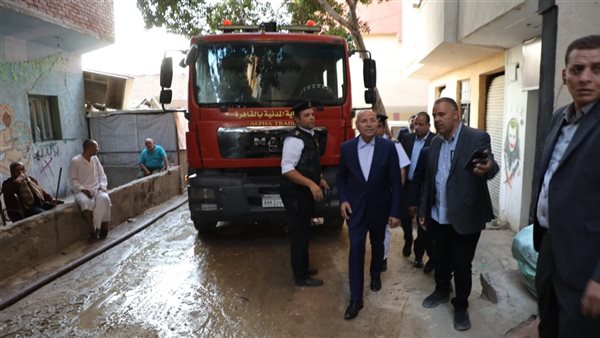 محافظ القاهرة يشرف ميدانيًا على إخماد الحريق  