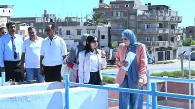 محافظ البحيرة تتفقد مشروع صرف صحي المعدية بإدكو