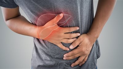علماء يحددون عامل خفي يزيد خطر أمراض الأمعاء والكبد