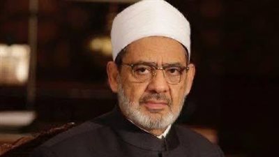 الإمام الأكبر يهنئ أبناء الأزهر لتكريمهم بدرع الجمعية الطبية المصرية خلال المؤتمر الطبي الأفريقي