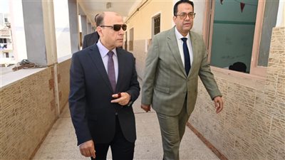 محافظ الغربية يتفقد انتظام لجان الثانوية العامة بكفر الزيات وبسيون