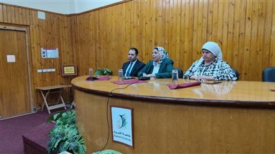 «معا لمحاربة الجهل بكافة صوره».. ندوة بكلية السياحة والفنادق بالفيوم