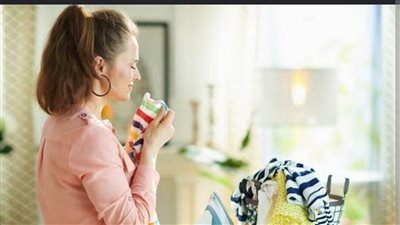 طرق تعطير الملابس بأقل تكلفة.. روائح منعشة تدوم طويلًا دون إرهاق الميزانية