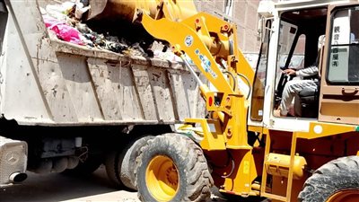الغربية تواصل العمل الميداني المكثف للقضاء على التراكمات وتحسين مستوى النظافة