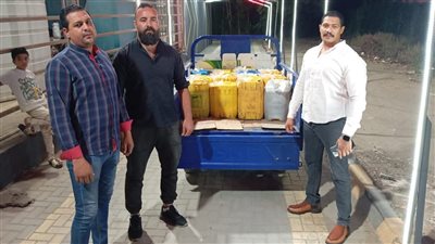 ضبط زيت طعام مجهول المصدر قبل بيعه بالفيوم 