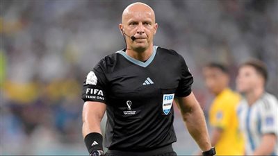 أدار نهائي كأس مصر 2022.. تعرف على البولندي مارشينياك حكم لقاء مصر وإيران