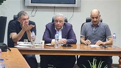 لجنة السياحة الدينية تعقد أولى اجتماعاتها لبحث استعدادات ومقترحات موسم العمرة