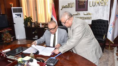 محافظ الأقصر يعتمد نتيجة الشهادة الإعدادية بنسبة نجاح 78.37%