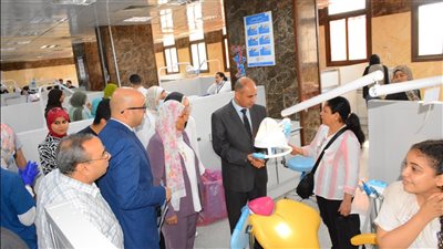 جامعة أسيوط في خدمة الأطفال.. قافلة طبية لعلاج وتوعية 300 طفل