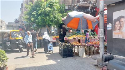 «القاهرة» تبحث عن الأرصفة المفقودة