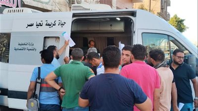 مركز تكنولوجي متنقل لإنهاء التراخيص بنجع حمادى