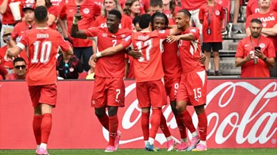 ستيفن أوستاكيو يخطف هدف لمنتخب كندا أمام جنوب افريقيا 