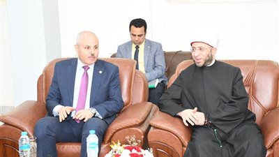 وزير الأوقاف يشارك بمناقشة رسالة ماجستير بمعهد الدراسات الأفروآسيوية بجامعة قناة السويس