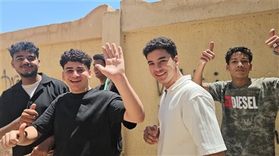 بداية مطمئنة.. ارتياح بين طلاب الثانوية بعد امتحان اللغة العربية