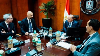 وزير الاستثمار يبحث مع شركة نرويجية خطط التوسع بمصر في الطاقة والهيدروجين الأخضر