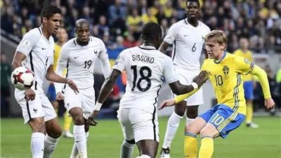 فرنسا تتسلح بالتاريخ أمام السويد في مواجهة دور الـ32 بكأس العالم 