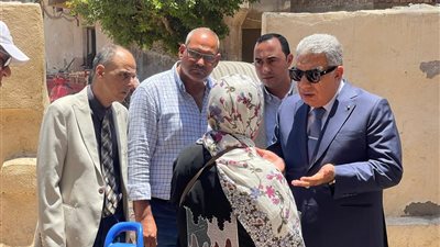 محافظ الدقهلية يتابع انتظام العمل بالمخبز الكبير 