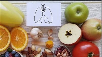 أطعمة تدعم صحة الجهاز التنفسي.. خيارات غذائية تعزز كفاءة الرئتين وتحسن المناعة
