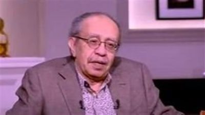 عصام السيد: مشهد حلف اليمين لمحمد مرسي مفتعل وتحول إلى كوميديا