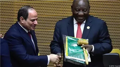 خبير: 