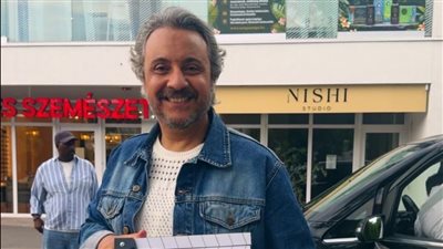 محمد صلاح ادم ينتهي من تصوير مشاهده بمسلسل “حب مستحيل” في المجر 
