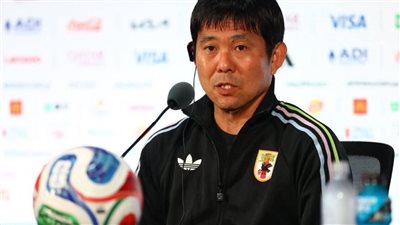 رسائل محفزة من مدرب اليابان في ليلة وداع كأس العالم 2026 