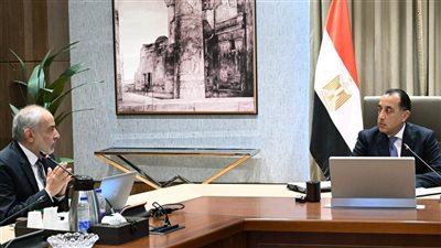 رئيس الوزراء يتابع مخطط تطوير منطقة نزلة السمان ومشروع إحياء 