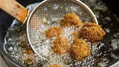 طبيبة تحذر منتج شائع قد يسبب السرطان