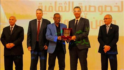 محافظ البحر الأحمر يشهد ختام الملتقى الإقليمي لأدباء جنوب الصعيد 