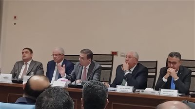 الزراعة: ضوابط صارمة لتداول الأسمدة الحرة بالجمعيات ومراجعة أسعار توريد القصب للموسم الجديد