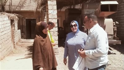 مياه الفيوم تواصل حملات طرق الأبواب للتوعية بمشروعات توسعات الصرف الصحي 