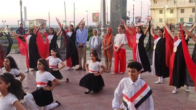 محافظ الإسكندرية: الفنون الشعبية تعزز الهوية الوطنية في احتفالات ذكرى ثورة 30 يونيو