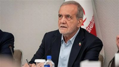 الرئيس الإيراني: حققنا مكاسب اقتصادية وتجارية مهمة عقب التفاهمات الأخيرة