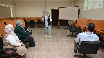  استمرار فعاليات الدورة التدريبية 