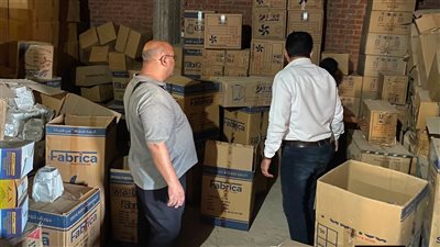 ضبط أدوات كهربائية مجهولة المصدر بمخزن دون ترخيص في الفيوم 