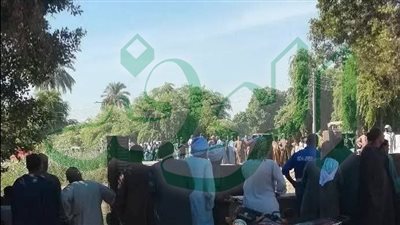 صور| عمليات بحث مكثفة عن صغير إسنا في مياه ترعة القرايا