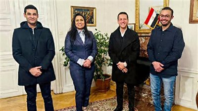 سفيرة مصر بالسويد تستقبل وفدًا من رواد الأعمال المصريين الفائزين بمسابقة الذكاء الاصطناعي