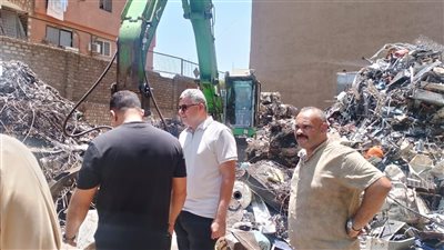 الجيزة: حملات مستمرة للتصدي لمخازن الفرز والخردة المخالفة ومصادرة المعدات المستخدمة بها