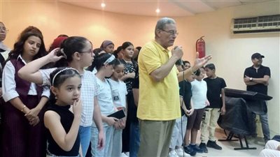 «فيها حاجة حلوة».. أطفال كورال الفيوم يضيئون أمسية نادي الأدب 