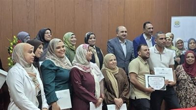  طب أسنان المنصورة تكرم هيئة التمريض تقديرًا لجهودهم في دعم المنظومة الصحية